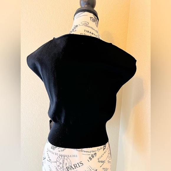 NWT Eva Langoria knit sweater sleeveless top NY&Co. size medium in black - Picture 2 of 6
